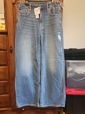 American Eagle Outfitters Light Blue Wide Leg Jeans